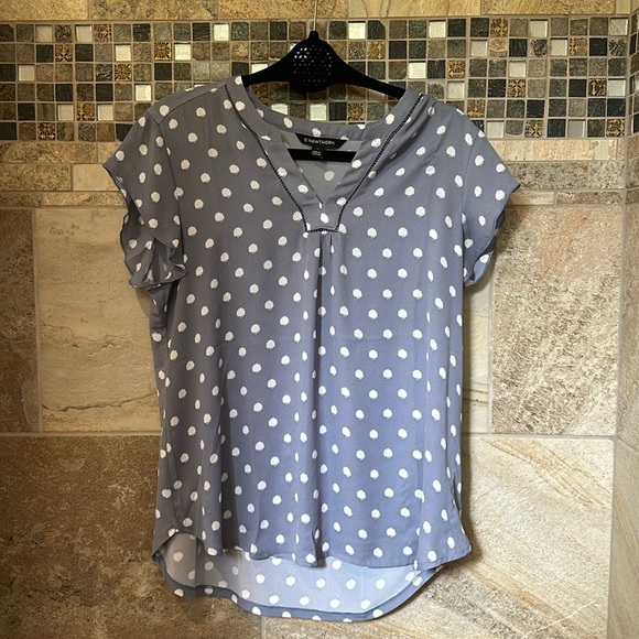 Short sleeve polka dot thin top, perfect for summer - Picture 1 of 1